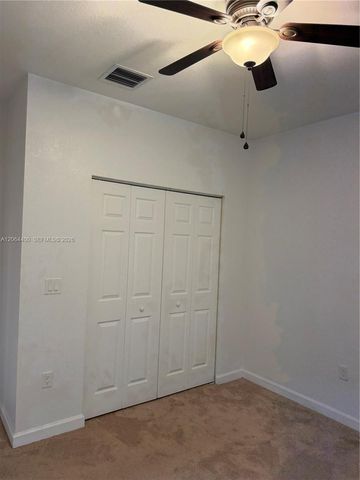 737 SE 37th Place, Homestead, FL 33033