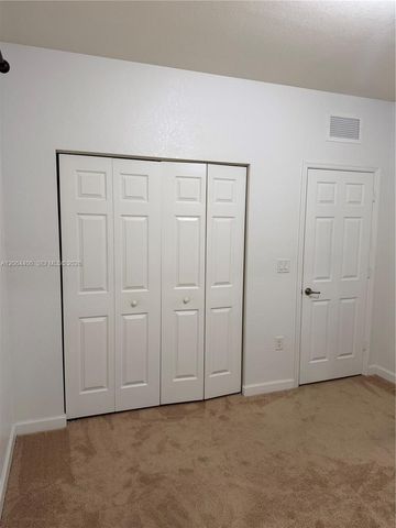 737 SE 37th Place, Homestead, FL 33033