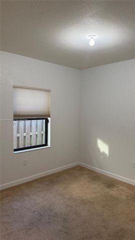 737 SE 37th Place, Homestead, FL 33033