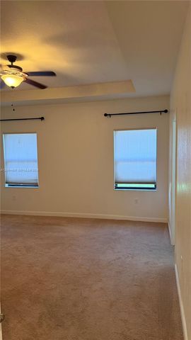 737 SE 37th Place, Homestead, FL 33033