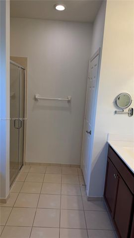 737 SE 37th Place, Homestead, FL 33033