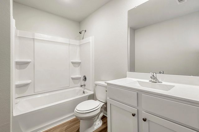 8202 Burnt Orchid Drive, Houston, TX 77016