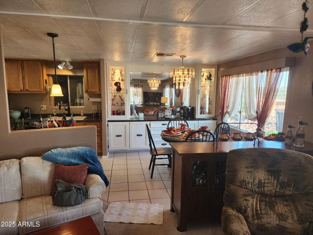 2501 W Wickenburg Way 19, Wickenburg, AZ 85390