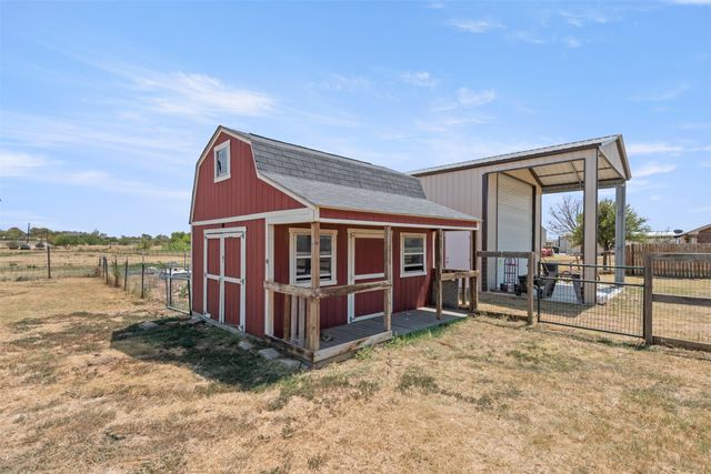 118 Fm 2450, Krum, TX 76249