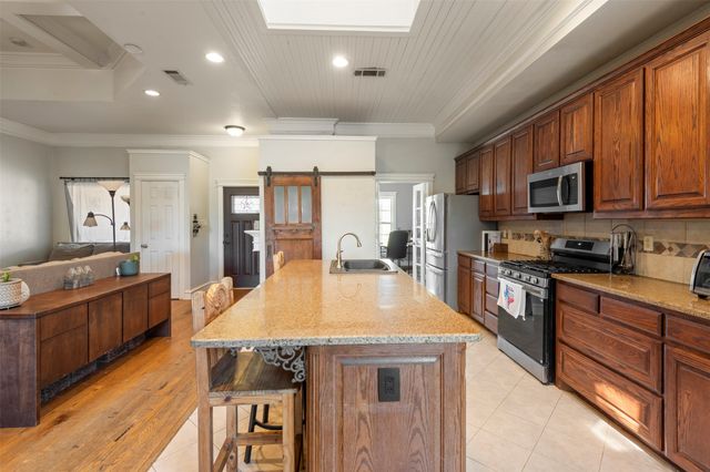118 Fm 2450, Krum, TX 76249
