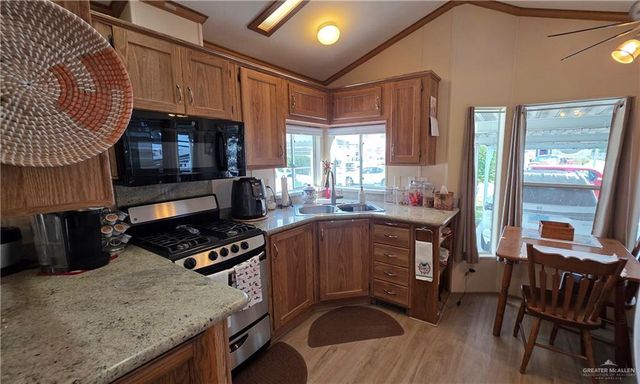 2528 Starling W Circle, Palmview, TX 78572