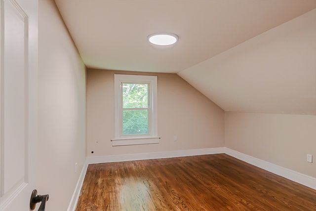 51 School St 3, Upton, MA 01568