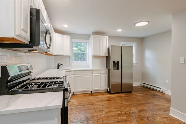 51 School St 3, Upton, MA 01568
