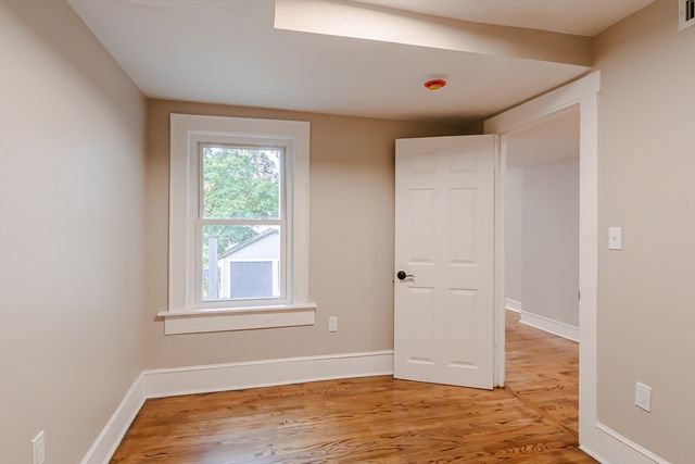 51 School St 3, Upton, MA 01568
