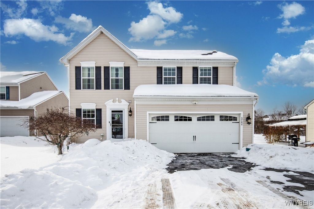 5784 Willow Creek Lane, Cambria, NY 14132