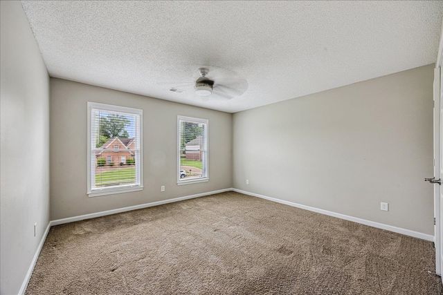 7560 GREYSTONE OAKS AVE, Bartlett, TN 38002
