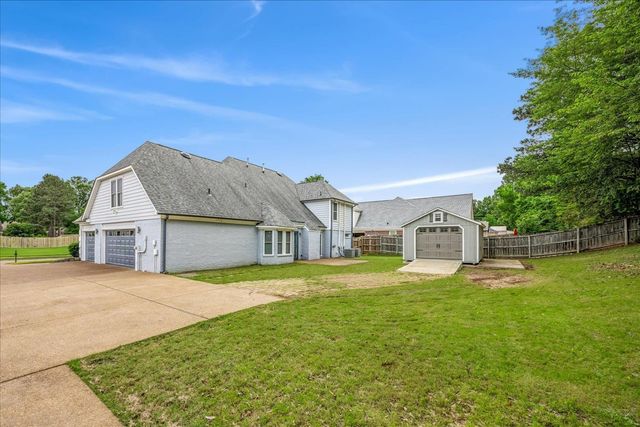 7560 GREYSTONE OAKS AVE, Bartlett, TN 38002