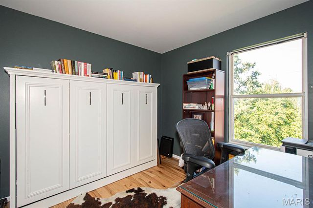 4147 Westminster Place, St Louis, MO 63108