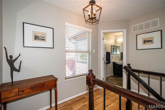 4147 Westminster Place, St Louis, MO 63108