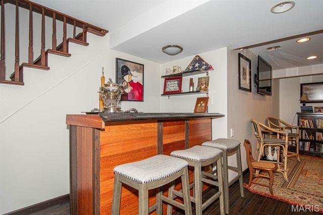 4147 Westminster Place, St Louis, MO 63108