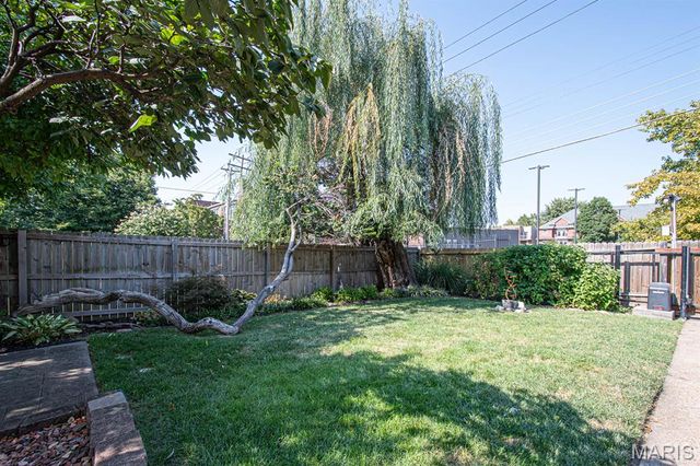 4147 Westminster Place, St Louis, MO 63108