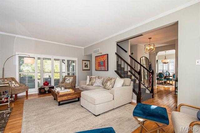 4147 Westminster Place, St Louis, MO 63108