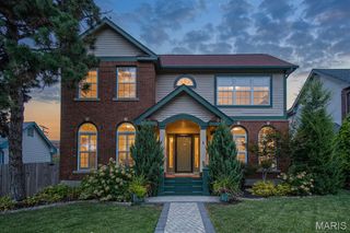 4147 Westminster Place, St Louis, MO 63108