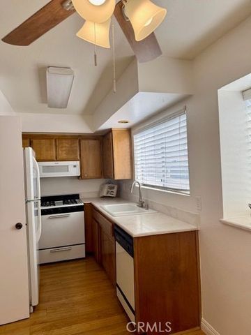 408 N Catalina 6, Pasadena, CA 91106