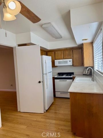 408 N Catalina 6, Pasadena, CA 91106