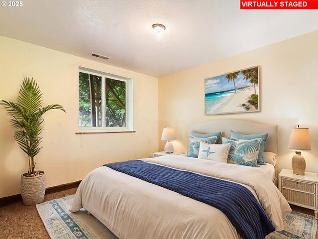 19791 Ne SUNNYCREST Rd, Newberg, OR 97132