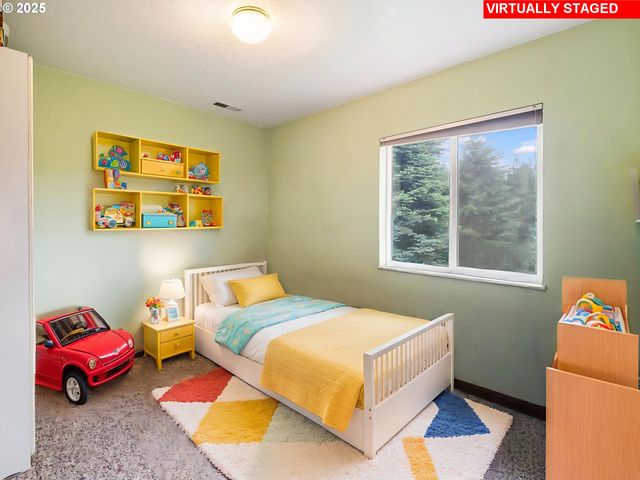 19791 Ne SUNNYCREST Rd, Newberg, OR 97132