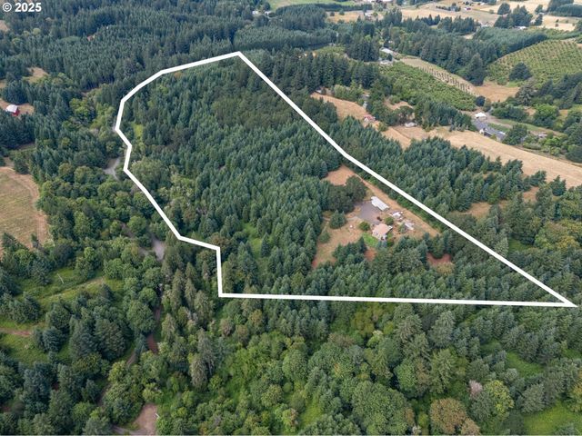 19791 Ne SUNNYCREST Rd, Newberg, OR 97132