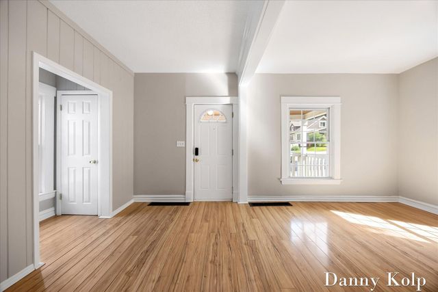 18 Ann Street Nw, City Of Grand Rapids, MI 49505