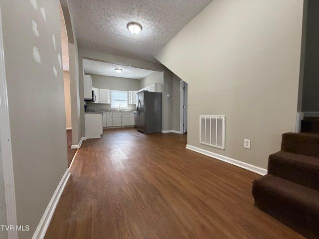 142 West Wanola Avenue, Kingsport, TN 37660