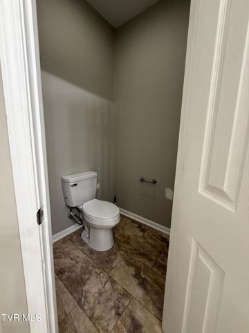 142 West Wanola Avenue, Kingsport, TN 37660