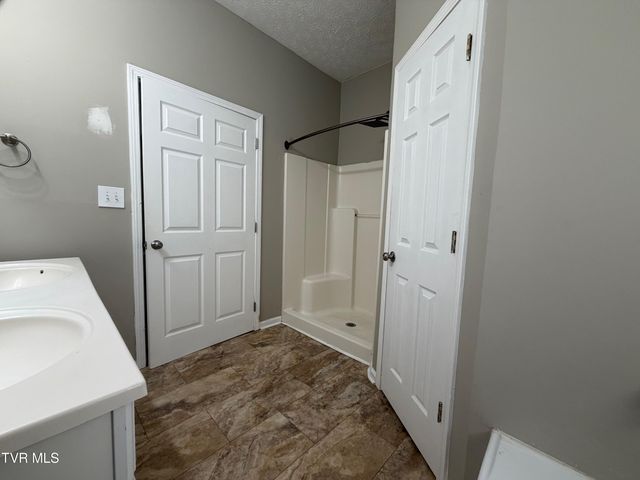 142 West Wanola Avenue, Kingsport, TN 37660