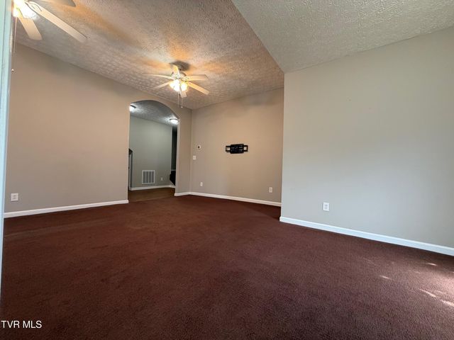 142 West Wanola Avenue, Kingsport, TN 37660