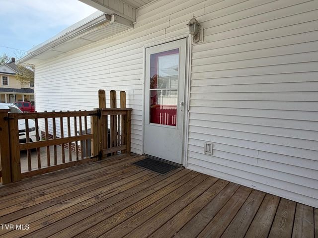 142 West Wanola Avenue, Kingsport, TN 37660