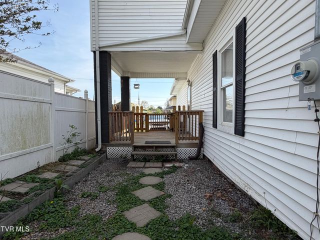 142 West Wanola Avenue, Kingsport, TN 37660