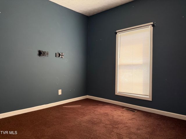 142 West Wanola Avenue, Kingsport, TN 37660