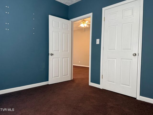 142 West Wanola Avenue, Kingsport, TN 37660