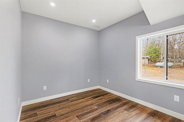 908 Grove Street, Pullman, MI 49450