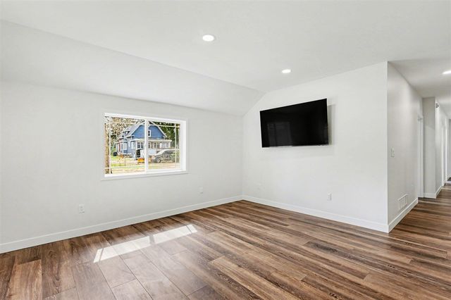 908 Grove Street, Pullman, MI 49450