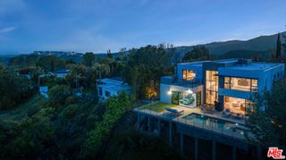 1172 Linda Flora Drive, Los Angeles, CA 90049