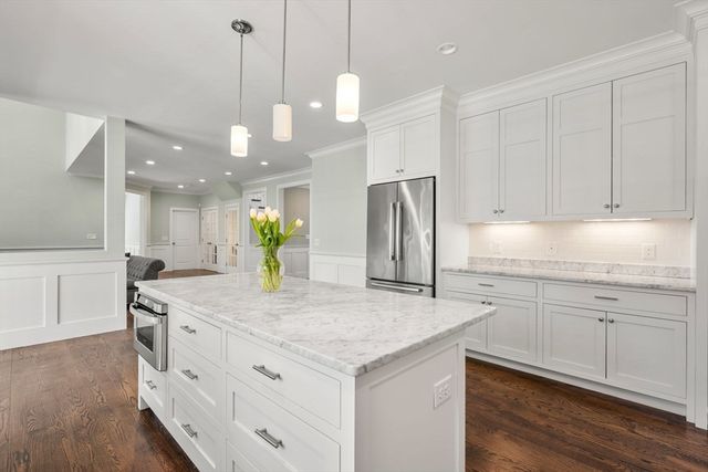 12 Pelham Rd, Weston, MA 02493