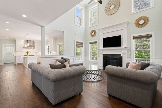 12 Pelham Rd, Weston, MA 02493