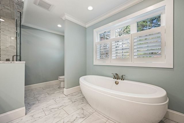 12 Pelham Rd, Weston, MA 02493