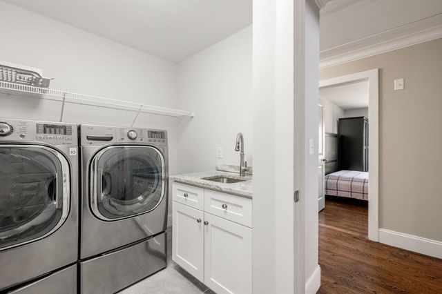 12 Pelham Rd, Weston, MA 02493