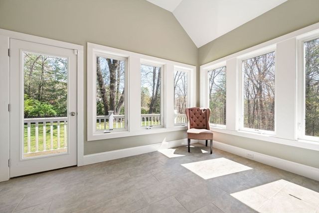12 Pelham Rd, Weston, MA 02493