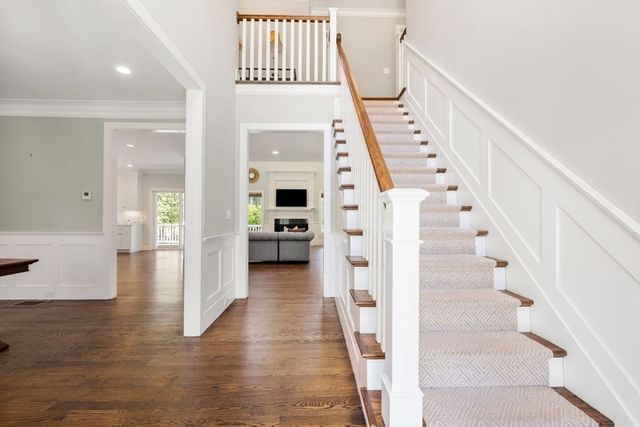 12 Pelham Rd, Weston, MA 02493