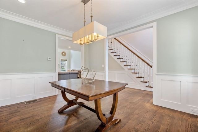 12 Pelham Rd, Weston, MA 02493