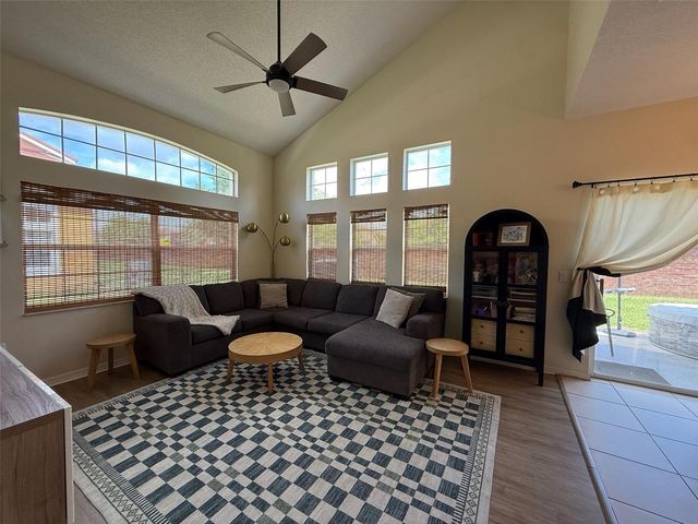 966 PARK TERRACE CIRCLE, Kissimmee, FL 34746