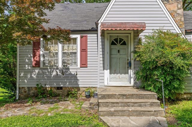 120 Alden Avenue, Chattanooga, TN 37405