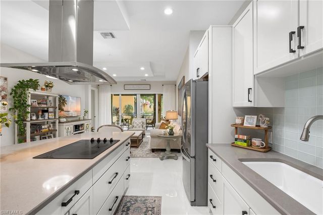 21460 Strada Nuova CIR B205, Estero, FL 33928