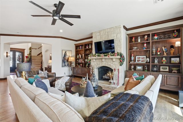 10497 S 95th East Place, Tulsa, OK 74133